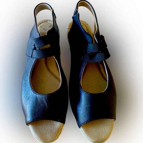Cloud Footwear Harper - 41/11 Black Velvet , Nwt